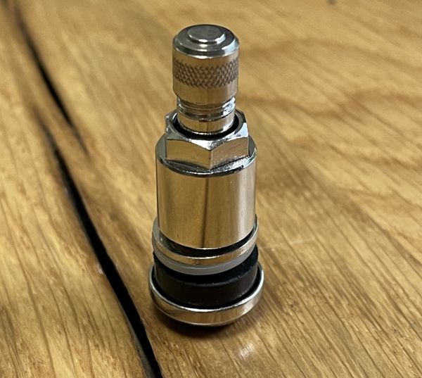 Ventil 11mm Messing poliert