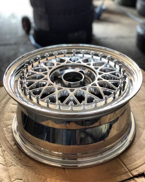 Mehrteilige Felgen auf Anfrage